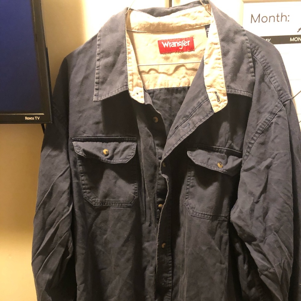 Wrangler - Picture 2 of 3